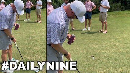 One Handed Putting Drill At The Barstool Classic