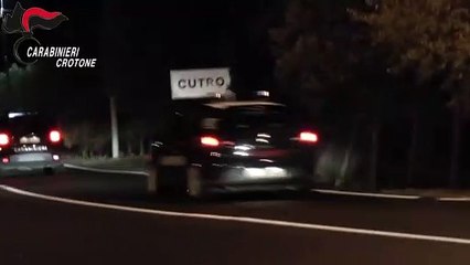Crotone, la fidanzata lo lascia: lui organizza spedizione punitiva contro padre e fratello dell'ex