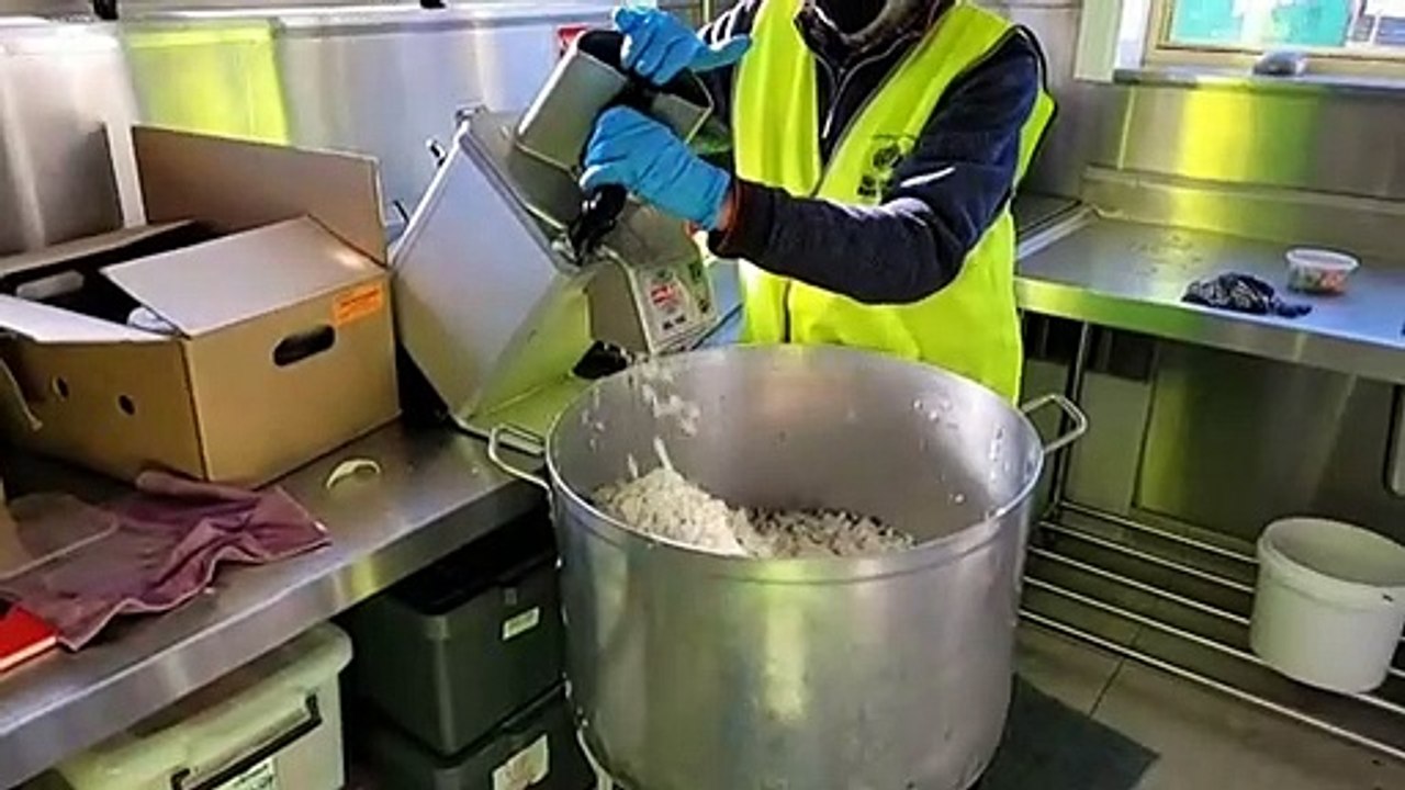 Group giving to Melbourne's disadvantaged in lockdown