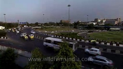New Delhi in the fast lane_ day to night time lapse at AIIMS!