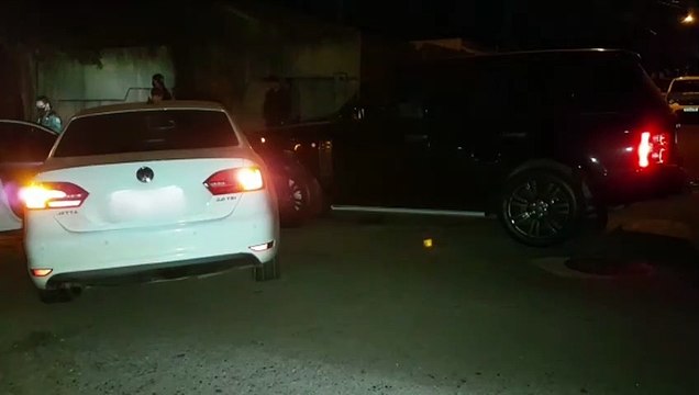 Colisão envolvendo Range Rover e Jetta é registrada no Bairro Coqueiral