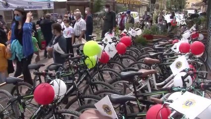 Kartal'da Dünya Çevre Günü'nde çocuklara bisiklet hediye edildi