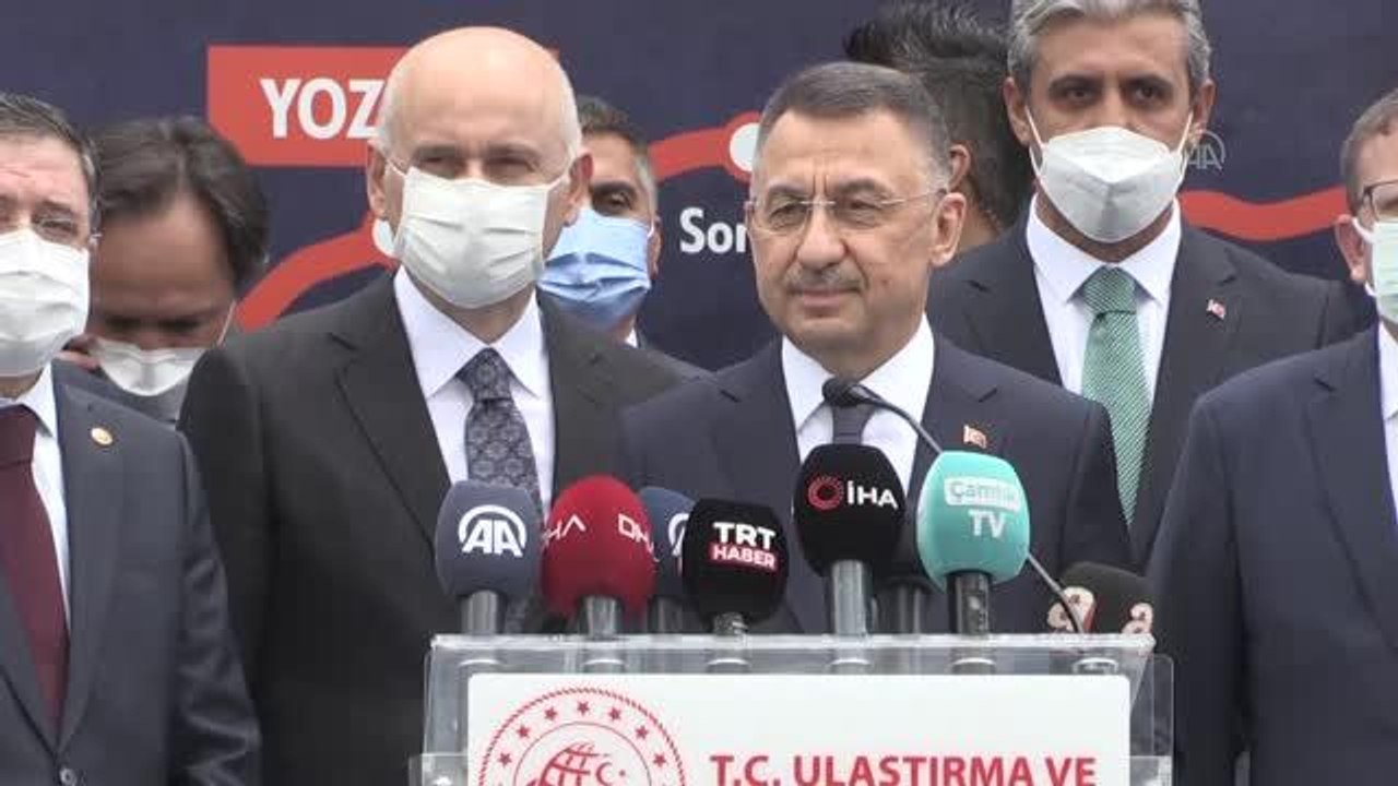 Oktay: "Türkiye hız kesmeden, yüksek hızla yoluna devam ediyor"