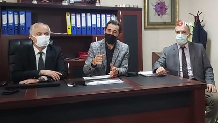 Kızıyla üniversite okuyabilmek için 47 yaşında lise diplomasını aldı