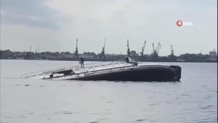 Rusya'da batan geminin kaptanı mürettebatı kıl payı kurtuldu