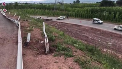 Kuzey Marmara Otoyolu'nda otomobil bağlantı yoluna devrildi: 1 ölü, 2 yaralı