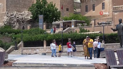 Mardin'e gelen Amerikalı turist gördüklerine hayran kaldı