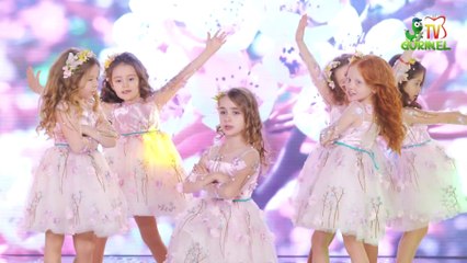 Lollipops - Corul Primăverii (4K)