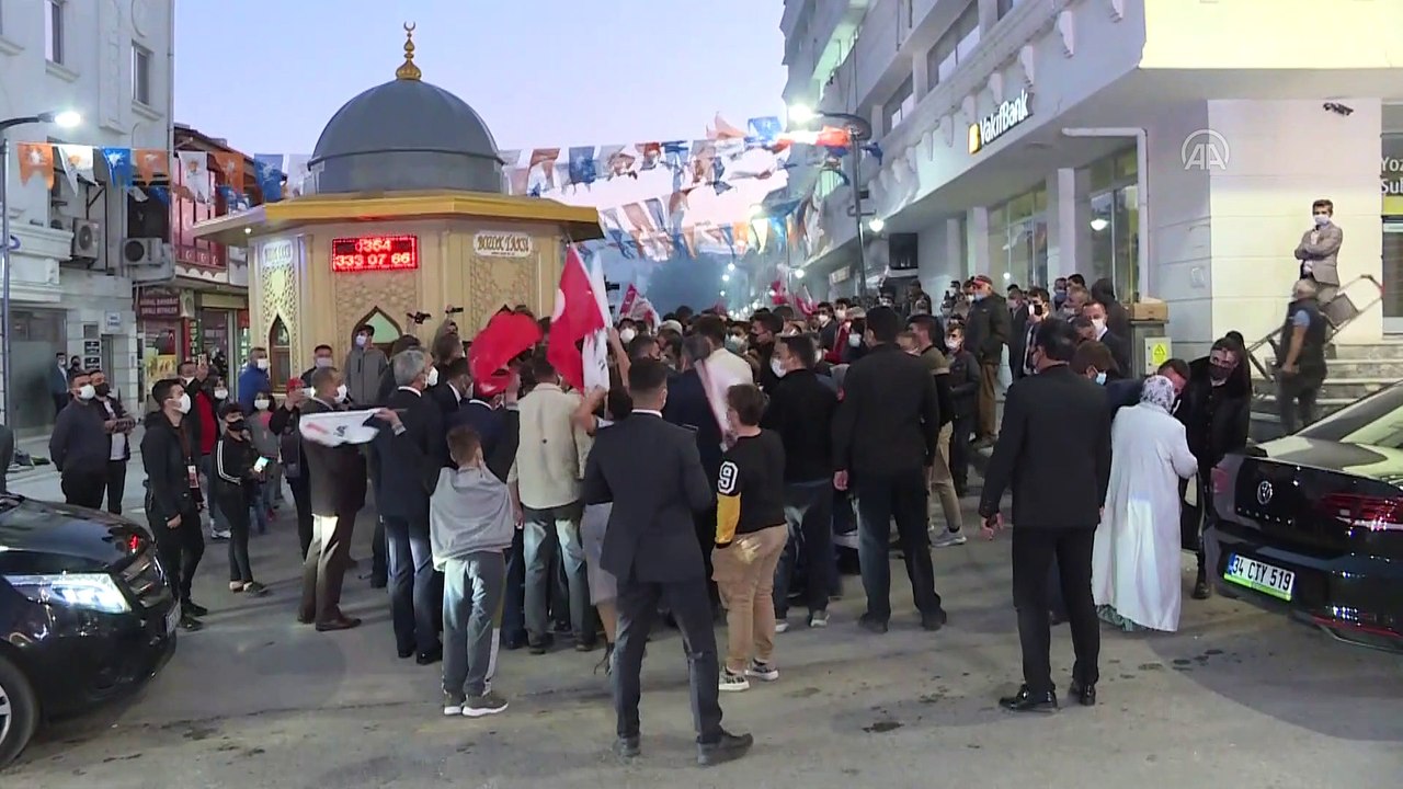 YOZGAT - Cumhurbaşkanı Yardımcısı Oktay, AK Parti Yozgat İl Başkanlığını ziyaret etti
