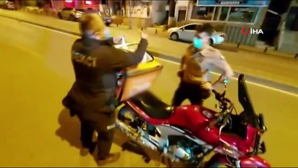 Ataşehir’de kuryenin motosikletinde uyuşturucu madde ele geçirildi