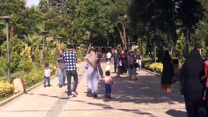 ŞANLIURFA - 'Peygamberler şehri' Şanlıurfa'da kademeli normalleşme süreciyle turizm hareketliği başladı