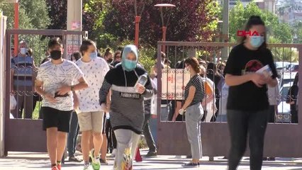 İZMİR İZMİR'DE 52 BİN 500 ÖĞRENCİNİN LGS HEYECANI BAŞLADI