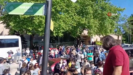 Çocuklar iyi bir gelecek için ter döktü