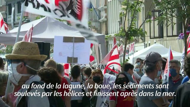 Venise: manifestation au retour du premier navire de croisière