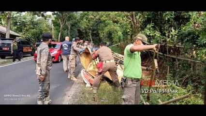 Bangunan Liar di Rancadarah di Bongkar Paksa Satpol-PP Purwakarta | KIM News