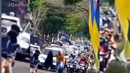 Perempuan Isap Lem Ngambek Bikin Macet Jalan