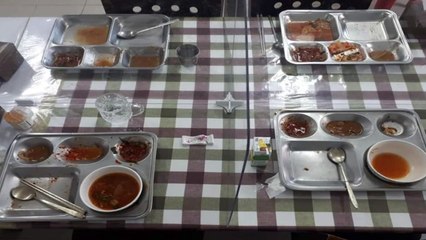 "간부들 식판에 코 푼 휴지까지 취사병이 치워"...육군 6사단 병사 폭로 / YTN