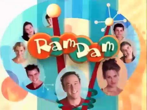 Ramdam - S3 E41 - Trois filles, deux béquilles et une cheville!