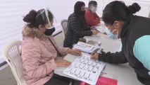 Elecciones en Perú transcurren con normalidad para decidir entre Castillo y Fujimori