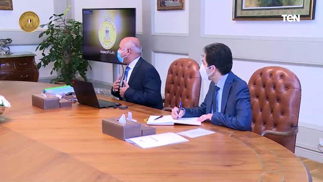 الرئيس عبد الفتاح السيسي يجتمع برئيس مجلس الوزراء ووزير النقل