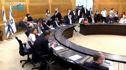 نتنياهو يدين "كل تحريض على العنف" ويحذر من الائتلاف الحاكم الجديد