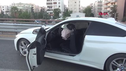 Son dakika haber: ŞANLIURFA'DA ARIZA YAPAN OTOMOBİL KAZAYA NEDEN OLDU: 2 ÖLÜ, 2 YARALI