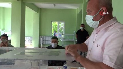 Bilecik'te muhtarlık seçimi heyecanı yaşandı