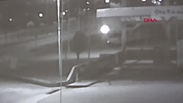 TERS YÖNE GİREN OTOMOBİL, SİVİL POLİS ARACIYLA ÇARPIŞTI: 1 POLİS ŞEHİT OLDU, 1 ASTSUBAY ÖLDÜ