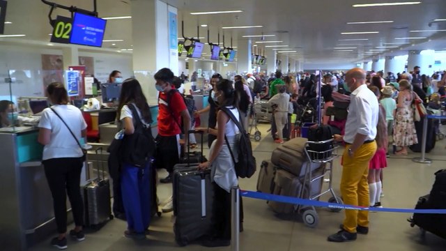 Varios países europeos reabren sus fronteras a los viajeros vacunados con la pauta completa