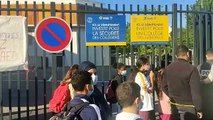 Des centaines de parents d'élèves mobilisés pour réclamer plus de personnel au collège Jean Giono (1