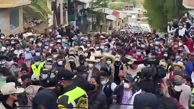 Fujimori aventaja a Castillo en balotaje en Perú, a falta del conteo del voto rural