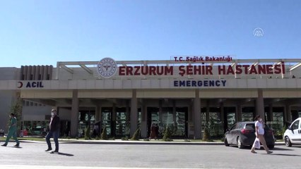 Erzurum Şehir Hastanesinde doğan bebeklerin kimliği, evlerine gitmeden çıkıyor