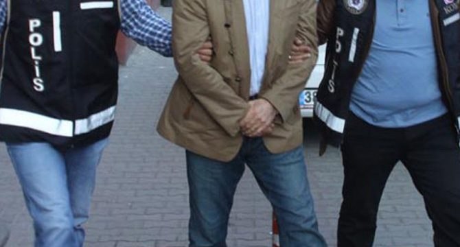 Uyuşturucu satıcılarına darbe: 26 kilo bonzai ele geçirildi