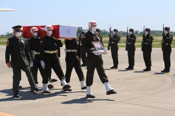 Şehit uzman çavuşun cenazesi, memleketi Samsun'da