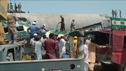 Au moins une trentaine de morts dans un accident ferroviaire au Pakistan