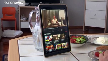 فيديو | "زعيم مافيا" تركية يتحول إلى ظاهرة على يوتيوب ويستهدف شخصيات سياسية نافدة