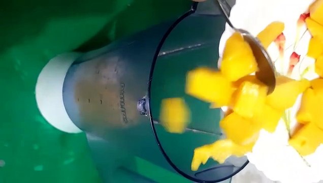 Eggless Mango Cup Cake I Mango Cup Cake I Cake without oven I Mango Cup Cake in Kadhai by Safina Kitchen