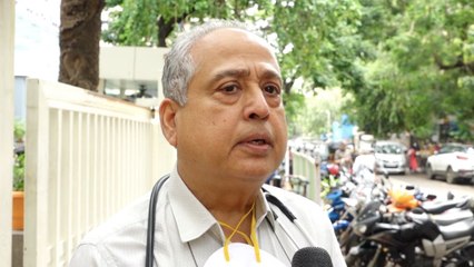Dilip Kumar के Personal Dr. Jaleel Parkar ने दी Dilip ji की Health Update देखिए क्या बोले Doctor