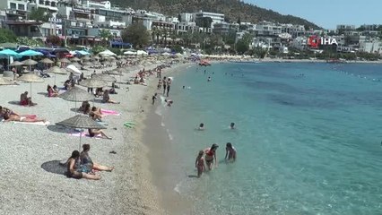 Bodrum sahillerinde adım atacak yer kalmadı