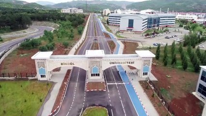 BİNGÖL - Propolisten boğaz ve burun spreyi üretti