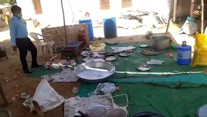 VIDEO : ऐसा मृत्यु भोज जरूरी है?... हलवाई भागा, लोग बाथरूम में छुपे, प्रशासन ने रुकवाया मृत्यु भोज