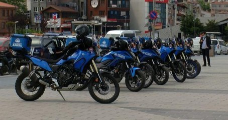 ÜSKÜDAR MEYDANI'NDA "KADIN EMEĞİ PAZARI" GERGİNLİĞİ