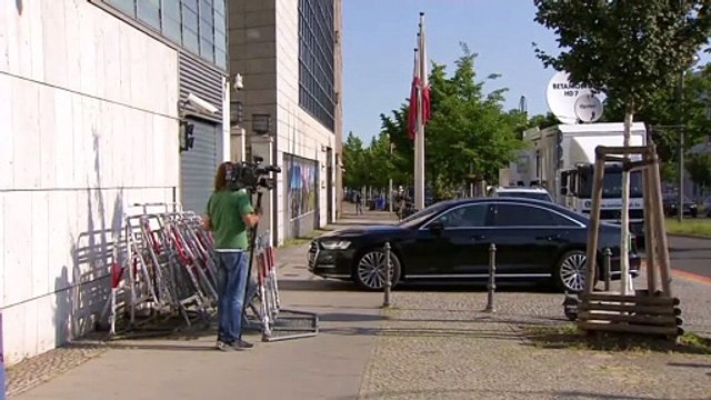 CDU bate AFD e aponta mira aos Verdes para sucessão de Merkel