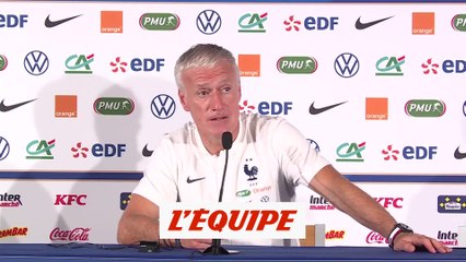 Video herunterladen: Deschamps : «Giroud est dans un groupe de 26» - Foot - Bleus