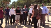 Son dakika... AK Parti Muğla Milletvekili Demir, Kültür ve Turizm Bakanlığınca Marmaris'te inşası süren plajı inceledi