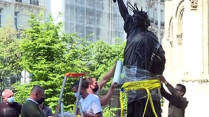 The Statue of Liberty's "little sister" on its way to the US