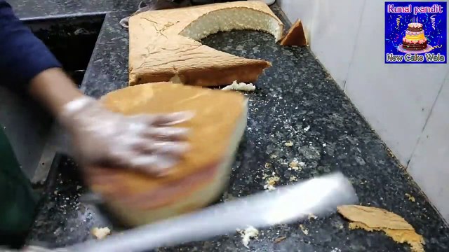 Heart Shape Cake Design |Heart Shape Cake Kaishe Cutting Karte Hai |Love Cake Design