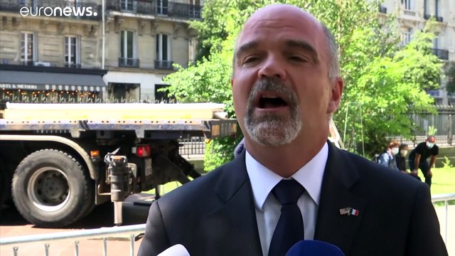 Франция снова шлёт Свободу в США