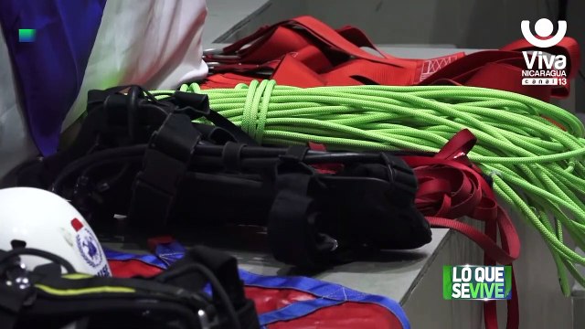 Bomberos unificados participan en curso por parte de Bomberos Unidos de España