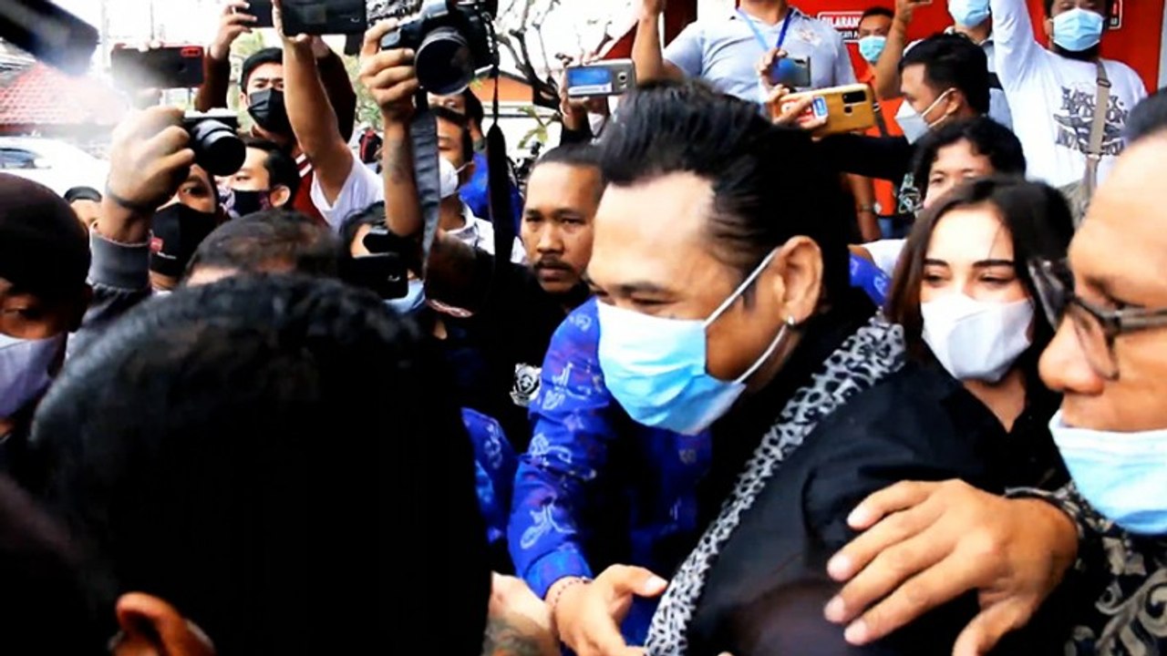 10 Bulan Dipenjara karena Ujaran Kebencian, Jerinx Akhirnya Bebas Murni